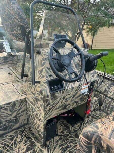2023 Lowe Roughneck 1860 CC for Sale in Billings, Montana Center Console 2
