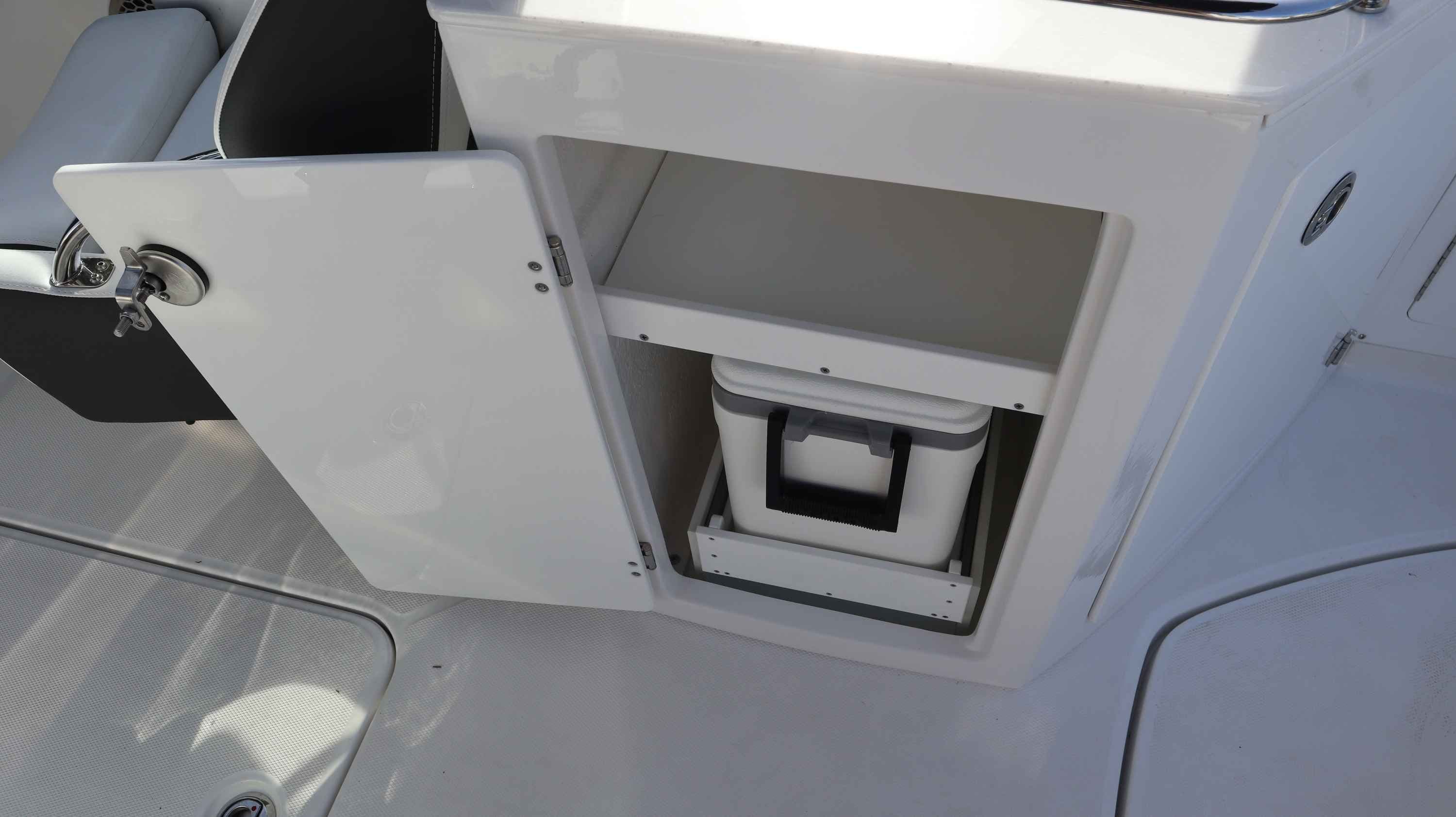 2025 Monterey M-65 for Sale in Bonita Springs, Florida Bowrider 4
