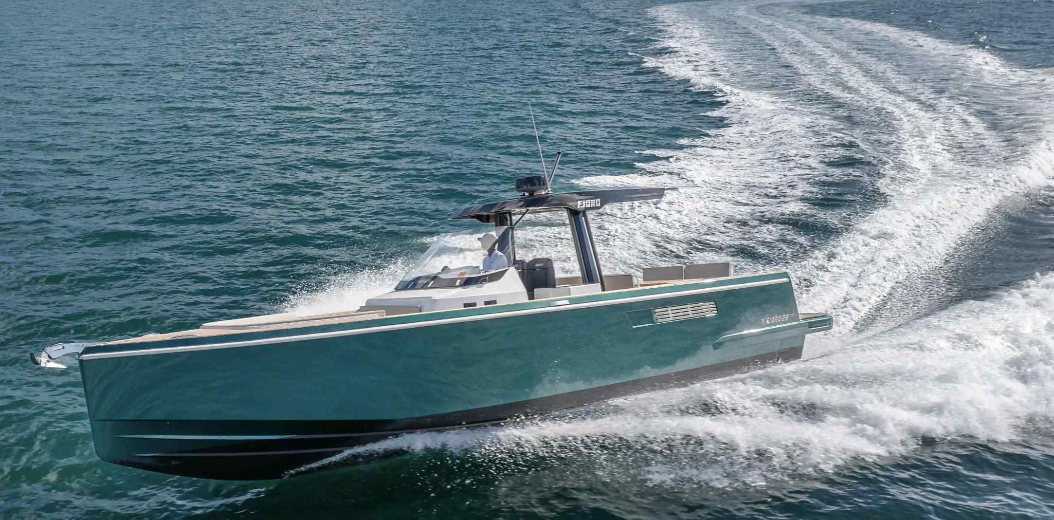 Yacht