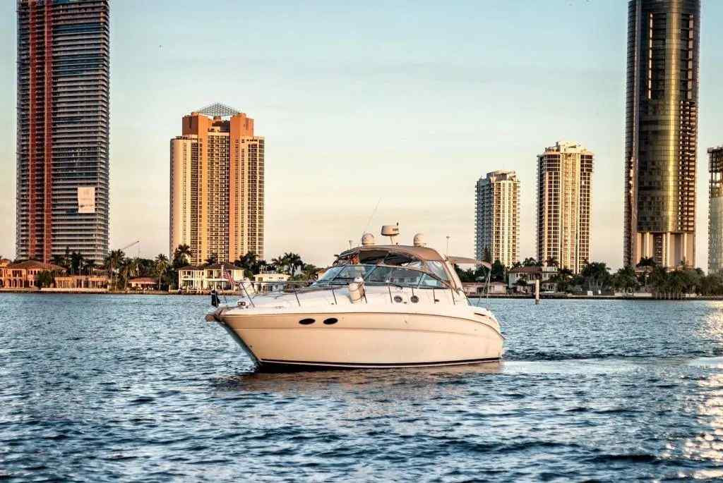 Yacht