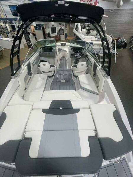 2022 Chaparral 23 Surf for Sale in Glasgow, Virginia Bowrider 3