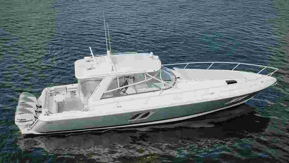 2018 Intrepid Powerboats 475 Sport Yacht