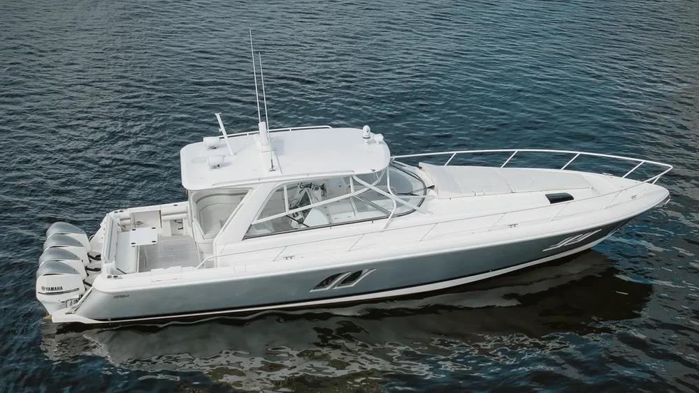 2018 Intrepid Powerboats 475 Sport Yacht