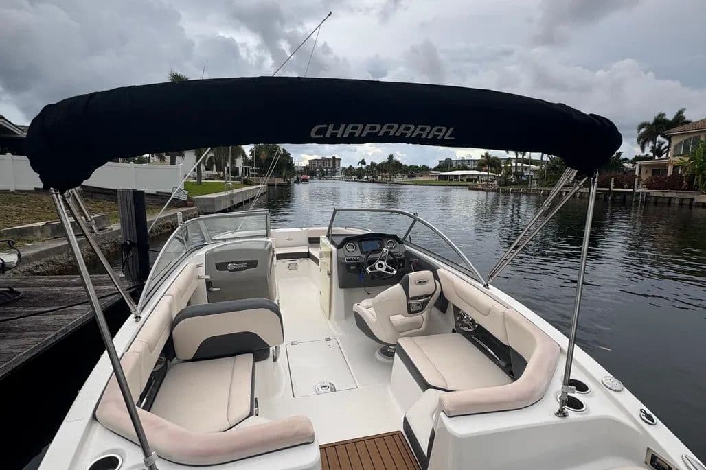 2017 Chaparral 230 Suncoast for Sale in Pompano Beach, Florida Bowrider 1
