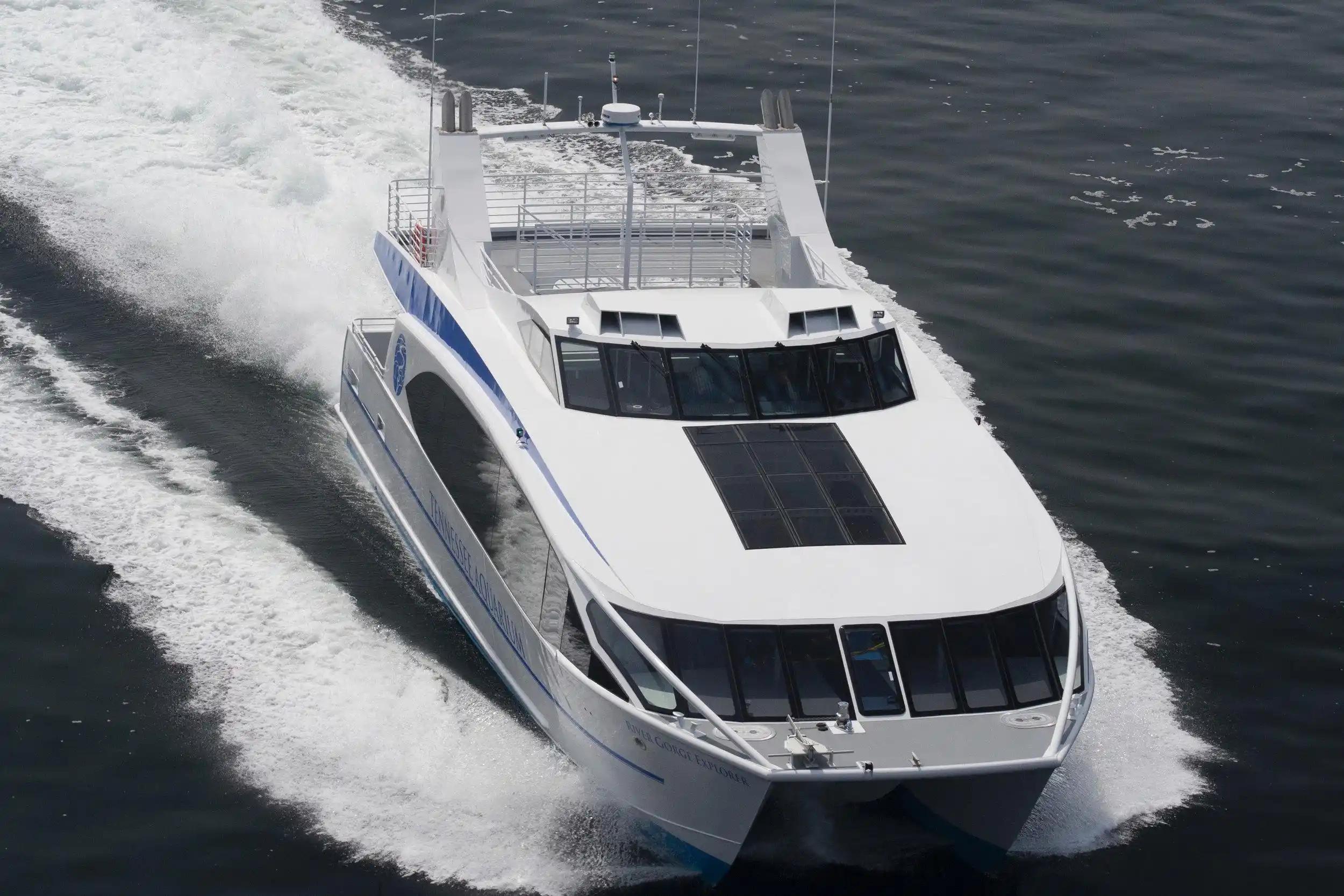 Custom High Speed 70pax COI Passenger te koop