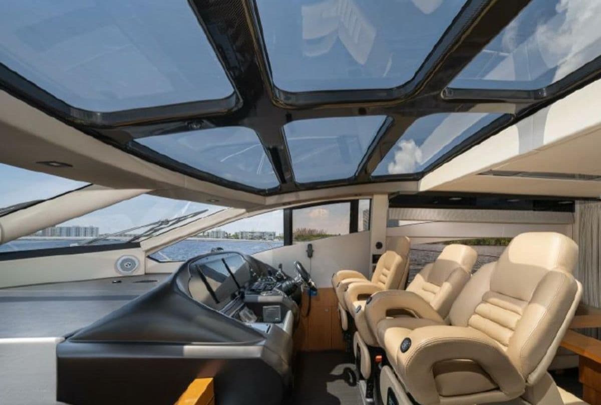 2011 Sunseeker Predator 64 à vendre à Fort Lauderdale, Florida Motor Yacht 1