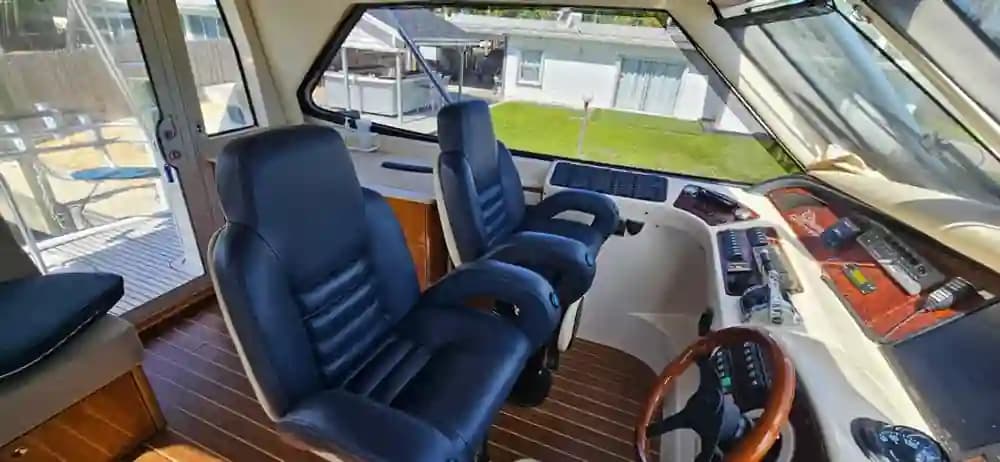 Riviera 58 Enclosed Flybridge for Sale