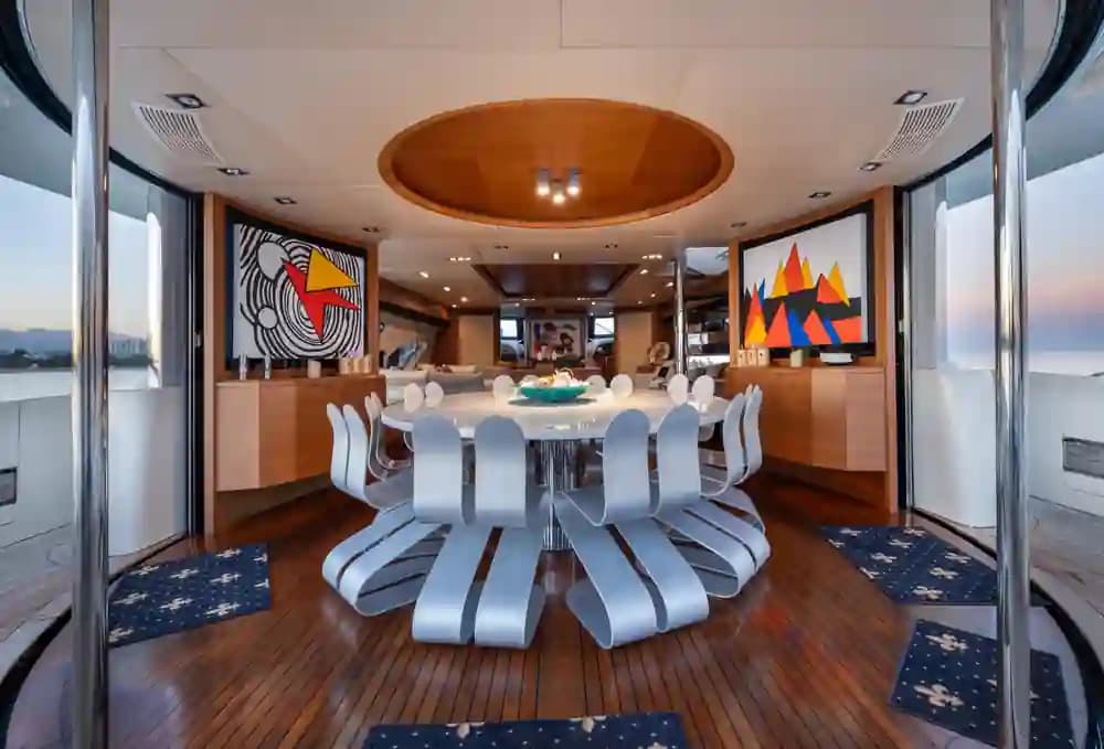2010 Azimut 100 Leonardo Sold in North Miami Beach, Florida Flybridge 5