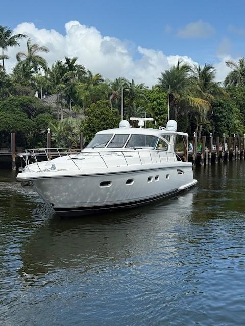 2000-tiara-yachts-5200-express-power-9872648-20250718091541034-1.jpg