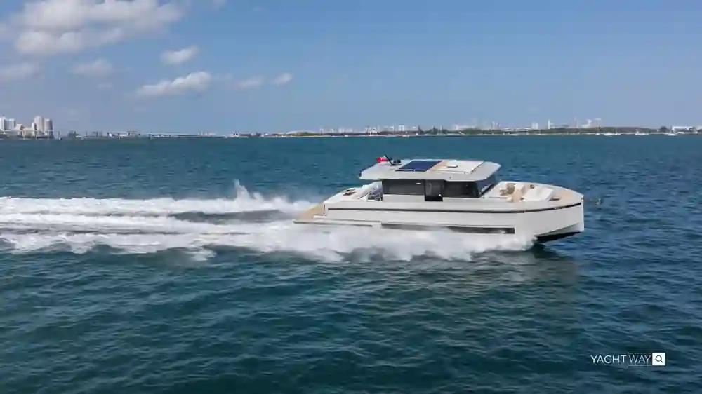 De Antonio Yachts D60 For Sale