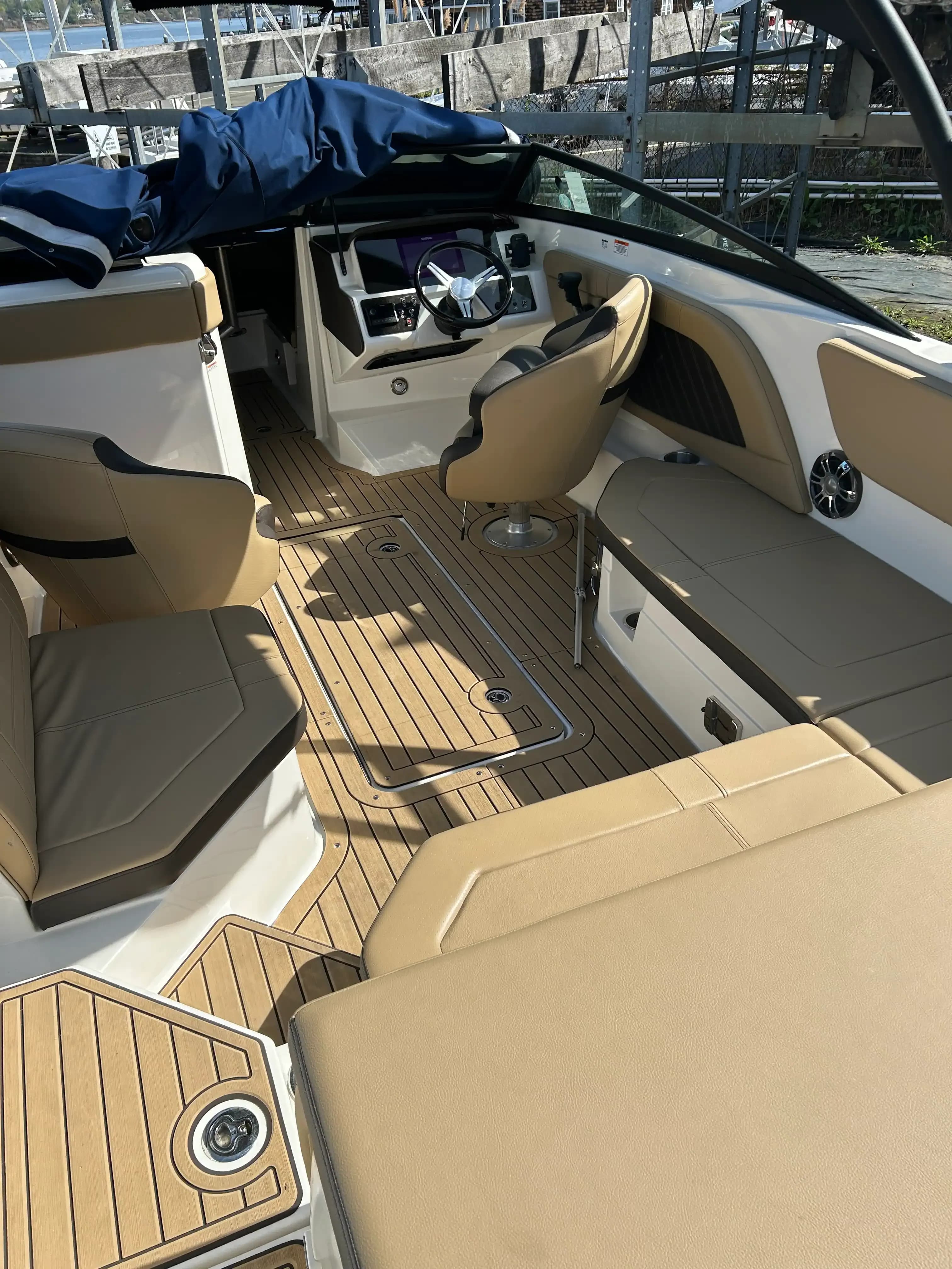 Sea Ray SPX 230 Outboard for Sale