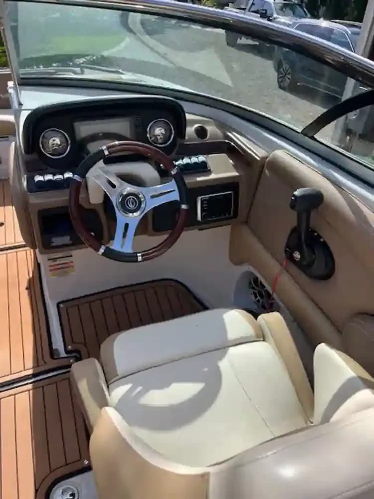 Crownline e235 a la venta