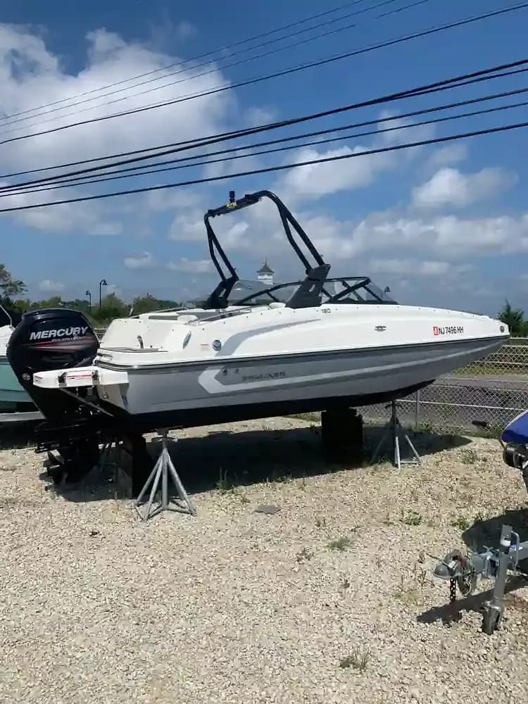 Bayliner 190 Deck Boat zum Verkauf