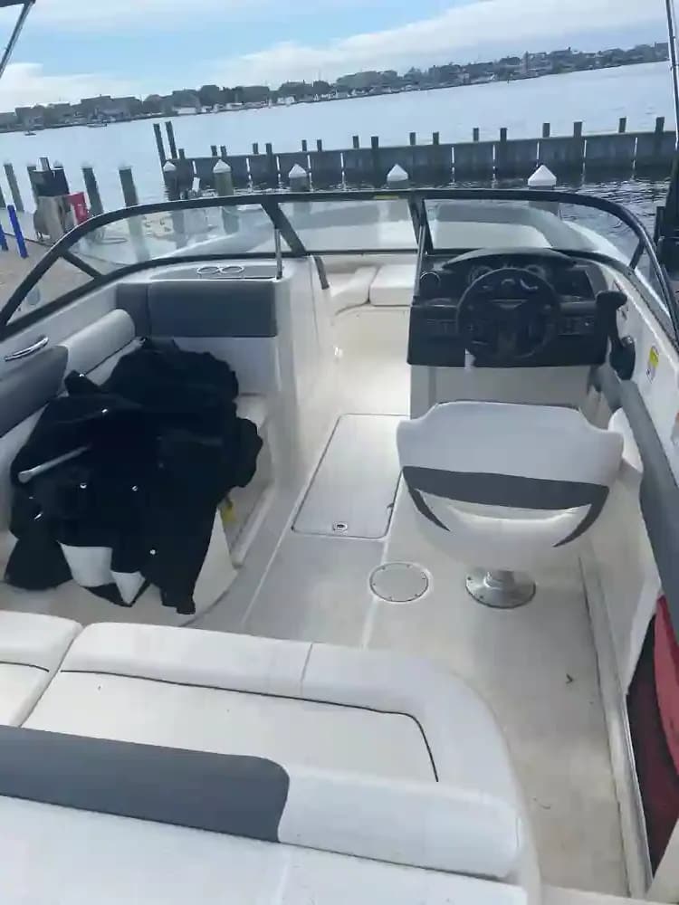 Bayliner 190 Deck Boat zum Verkauf