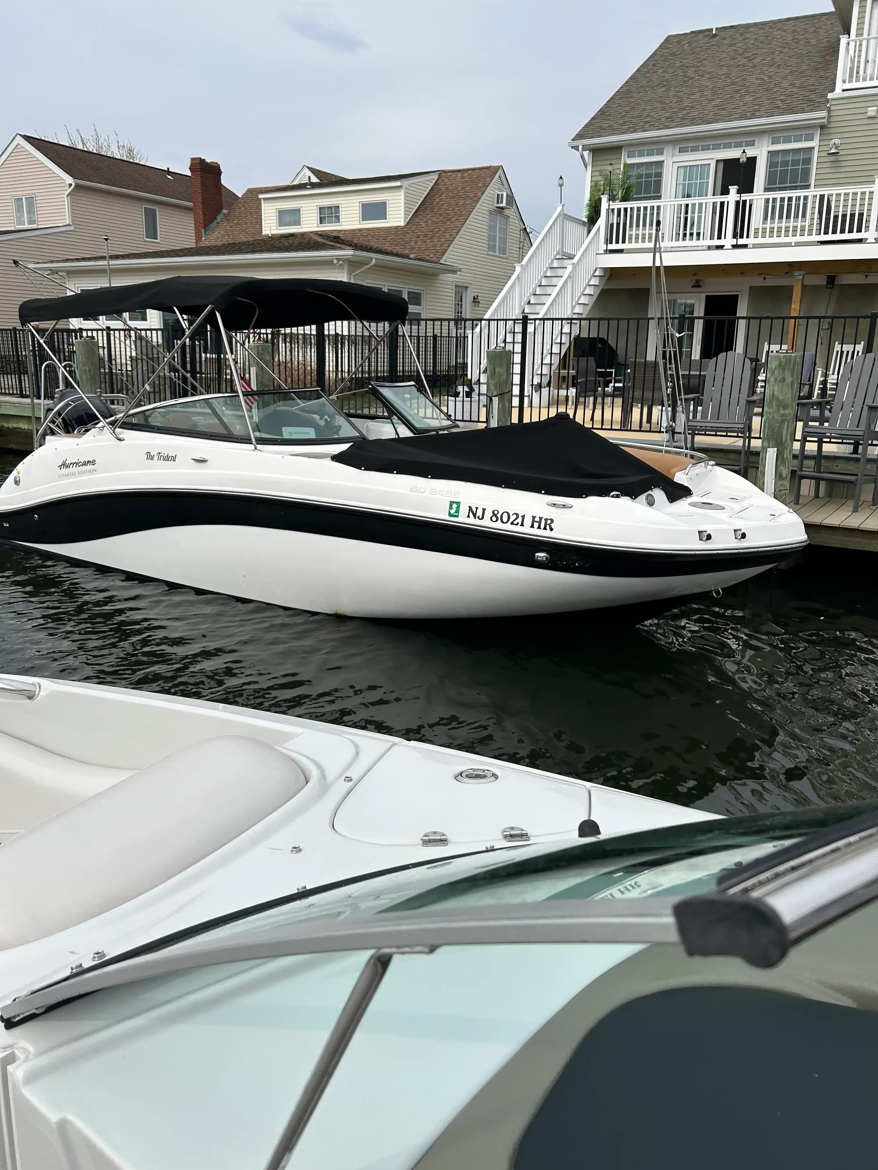 Hurricane SunDeck 2486 OB for Sale
