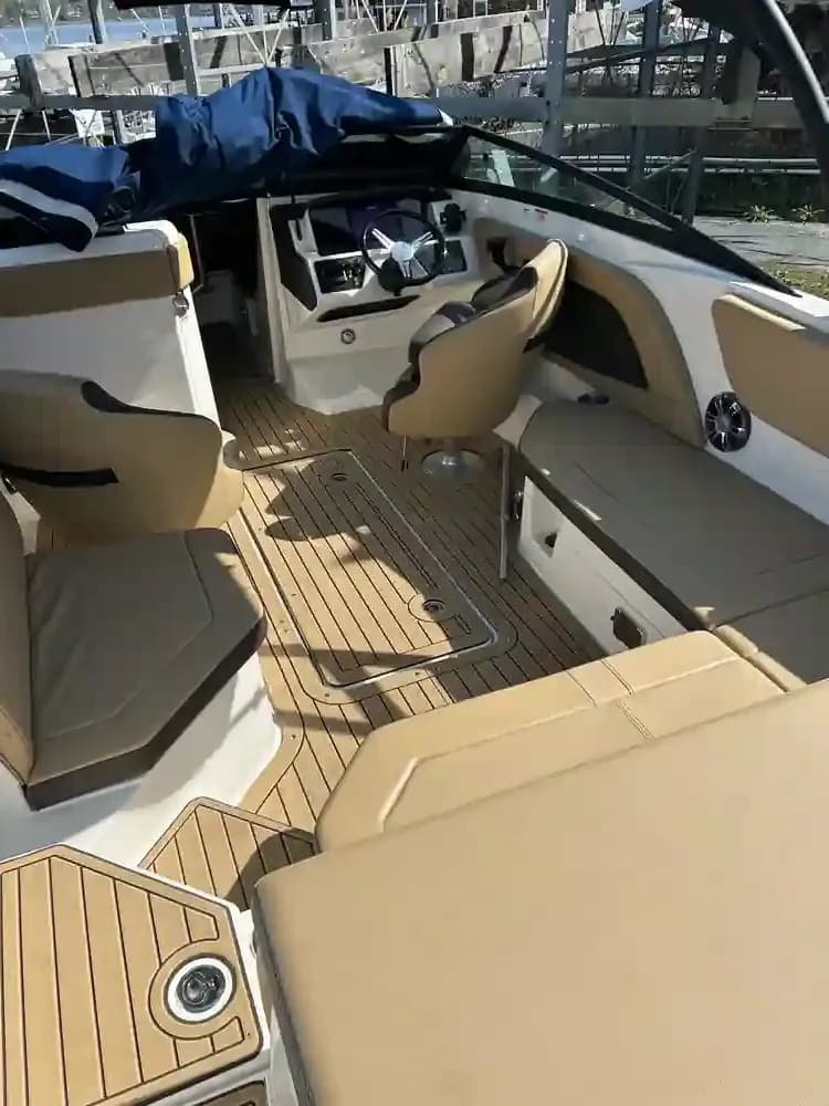 Sea Ray SPX 230 Outboard for Sale