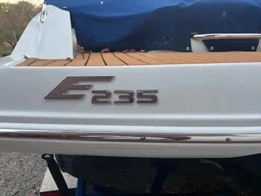 Crownline e235 for Sale