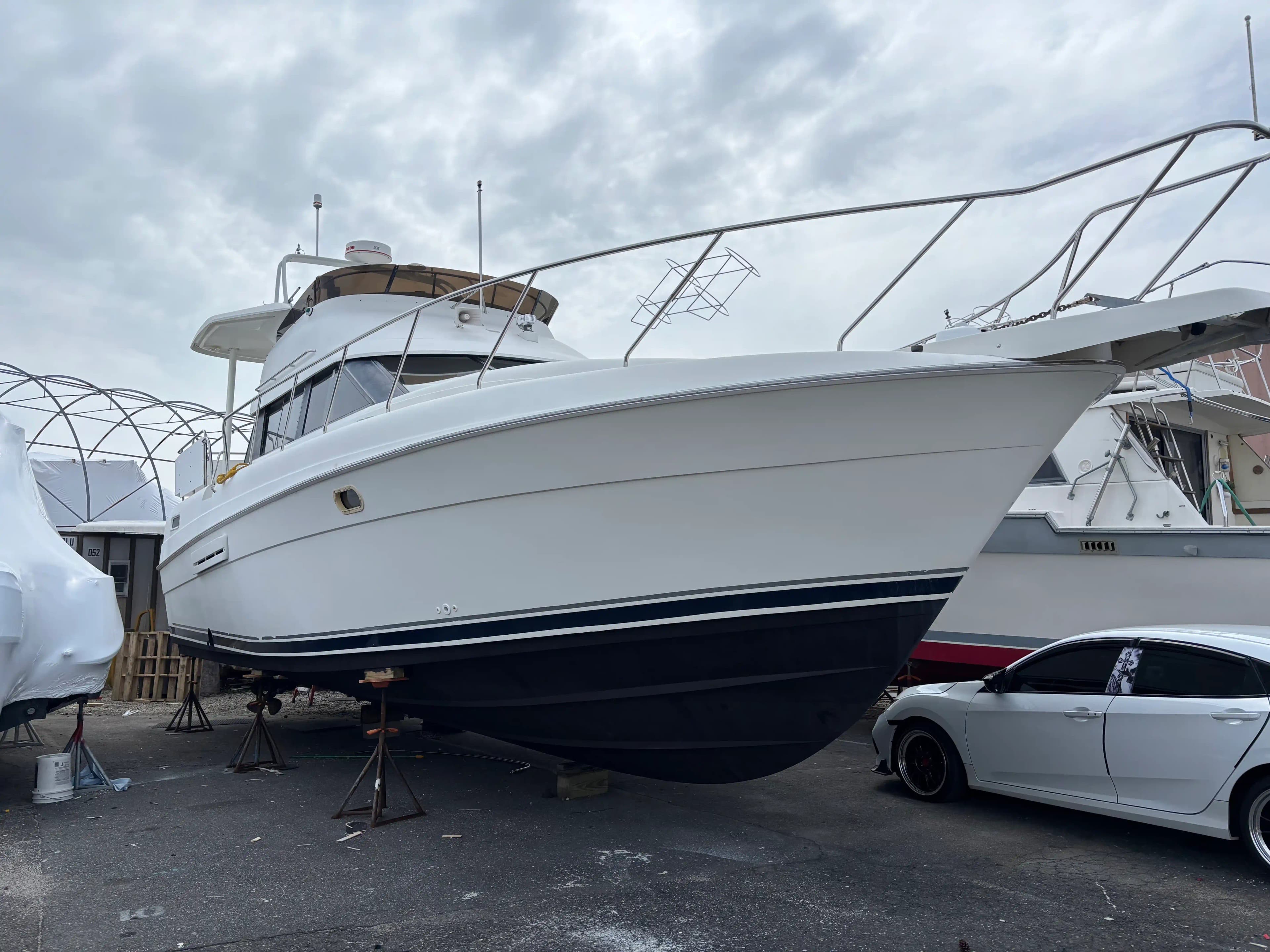 Silverton 41 Aft Cabin for Sale