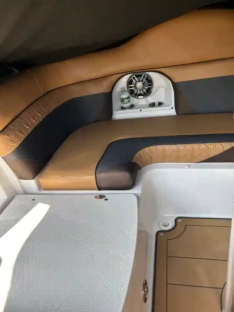 Hurricane SunDeck 2486 OB for Sale