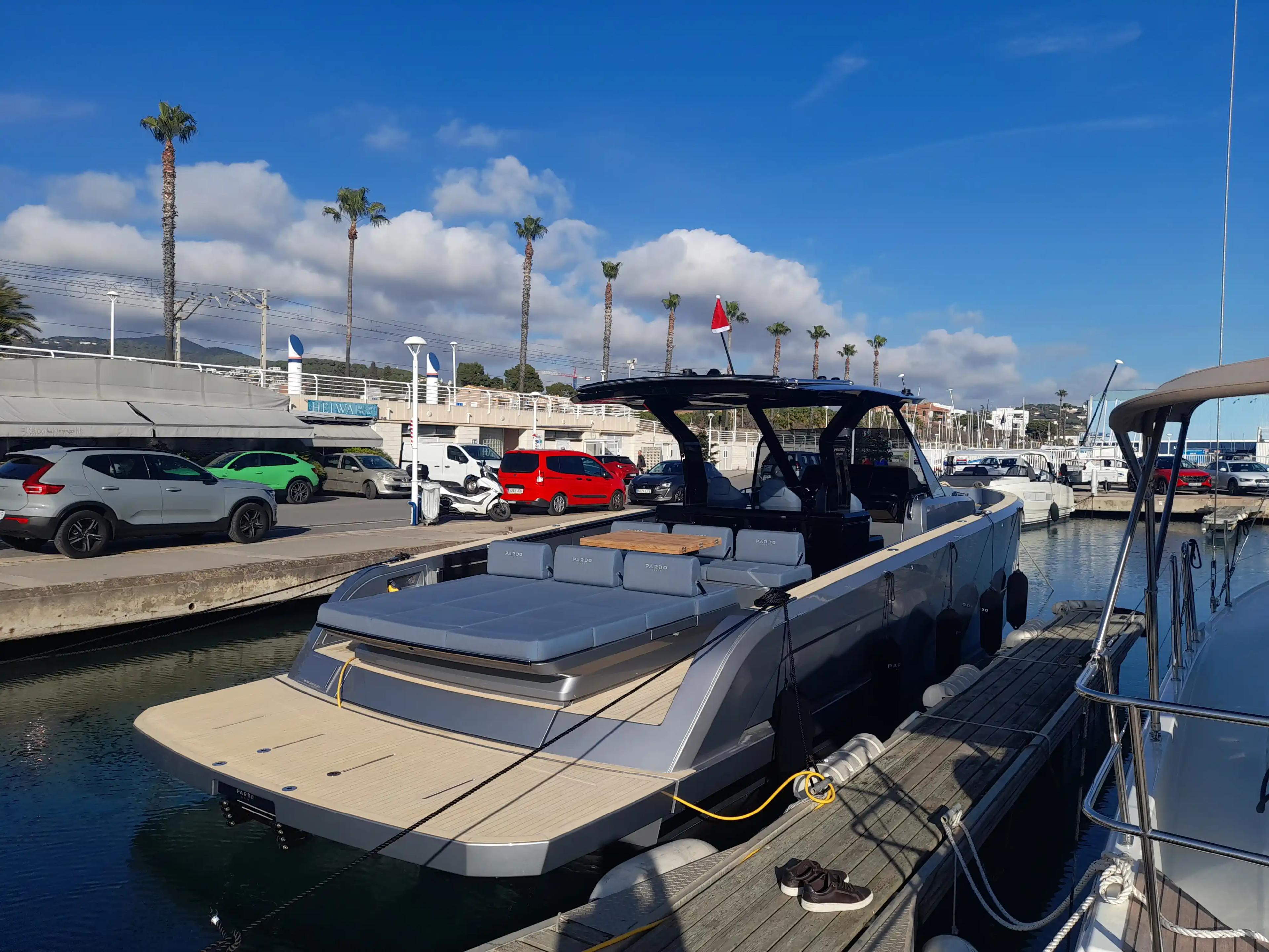 Pardo Yachts P43 For Sale