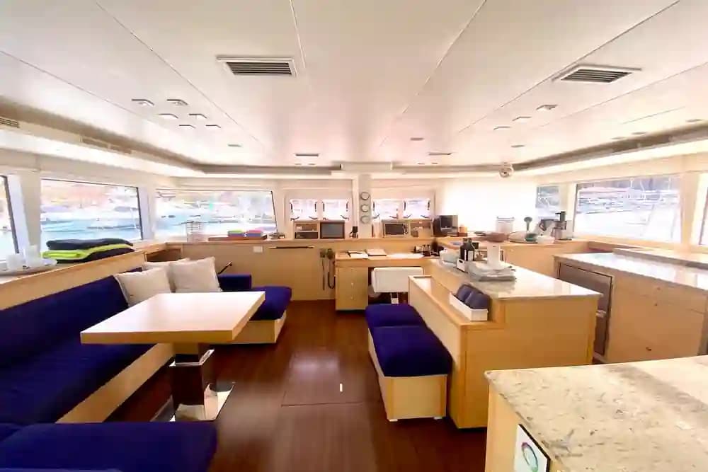 2011 Lagoon 560 for Sale in Balearic Islands, ES Multi-Hull 2