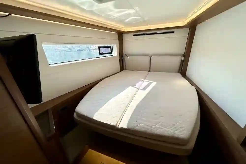 2020 Lagoon 46 for Sale in Barcelona, ES Multi-Hull 2
