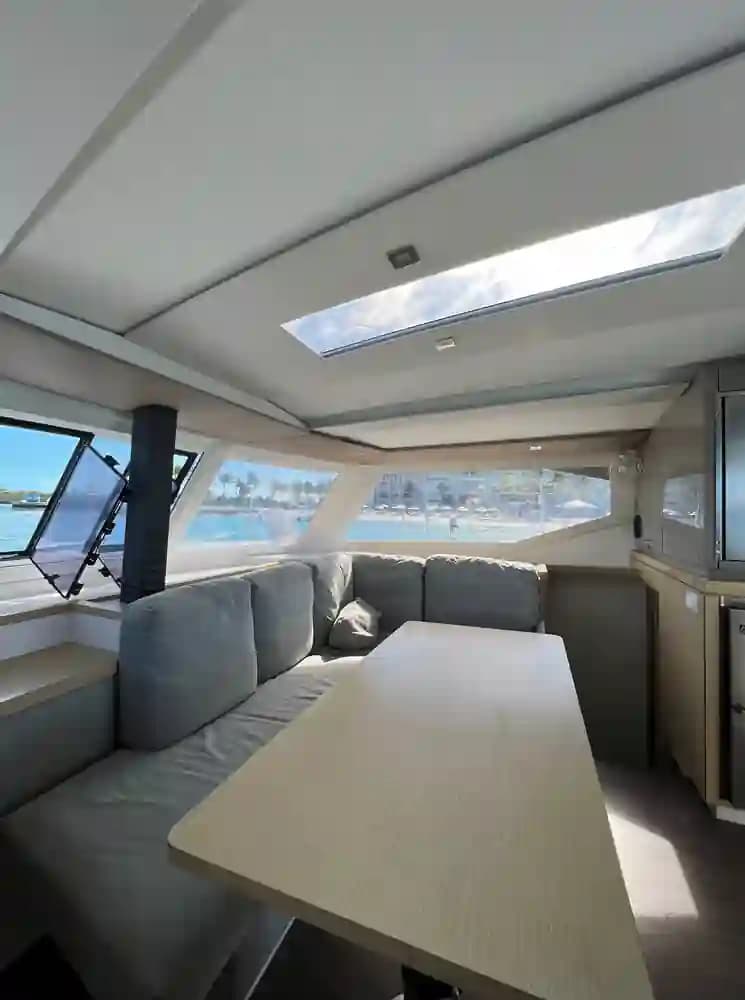 Fountaine Pajot Lucia 40 zum Verkauf