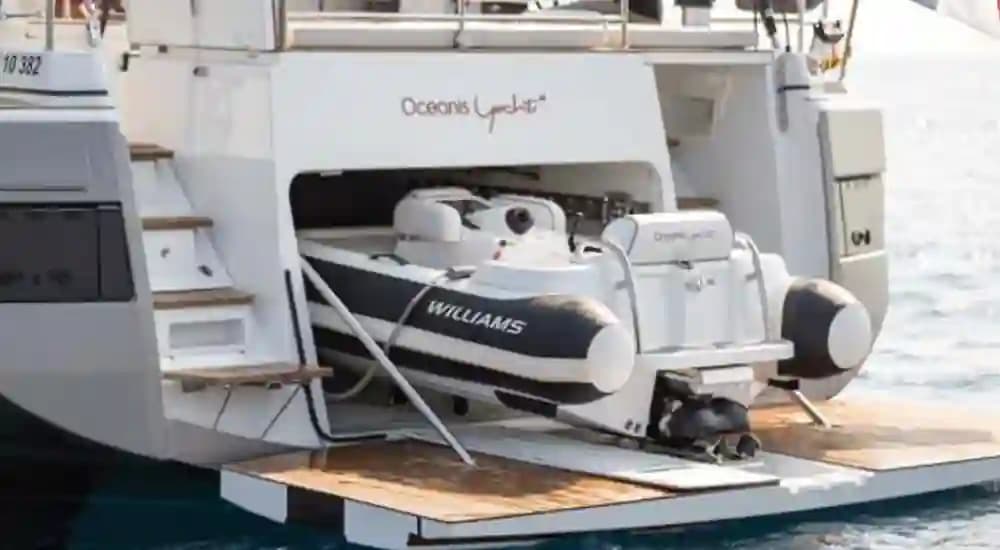 Beneteau Oceanis Yacht 62 for Sale