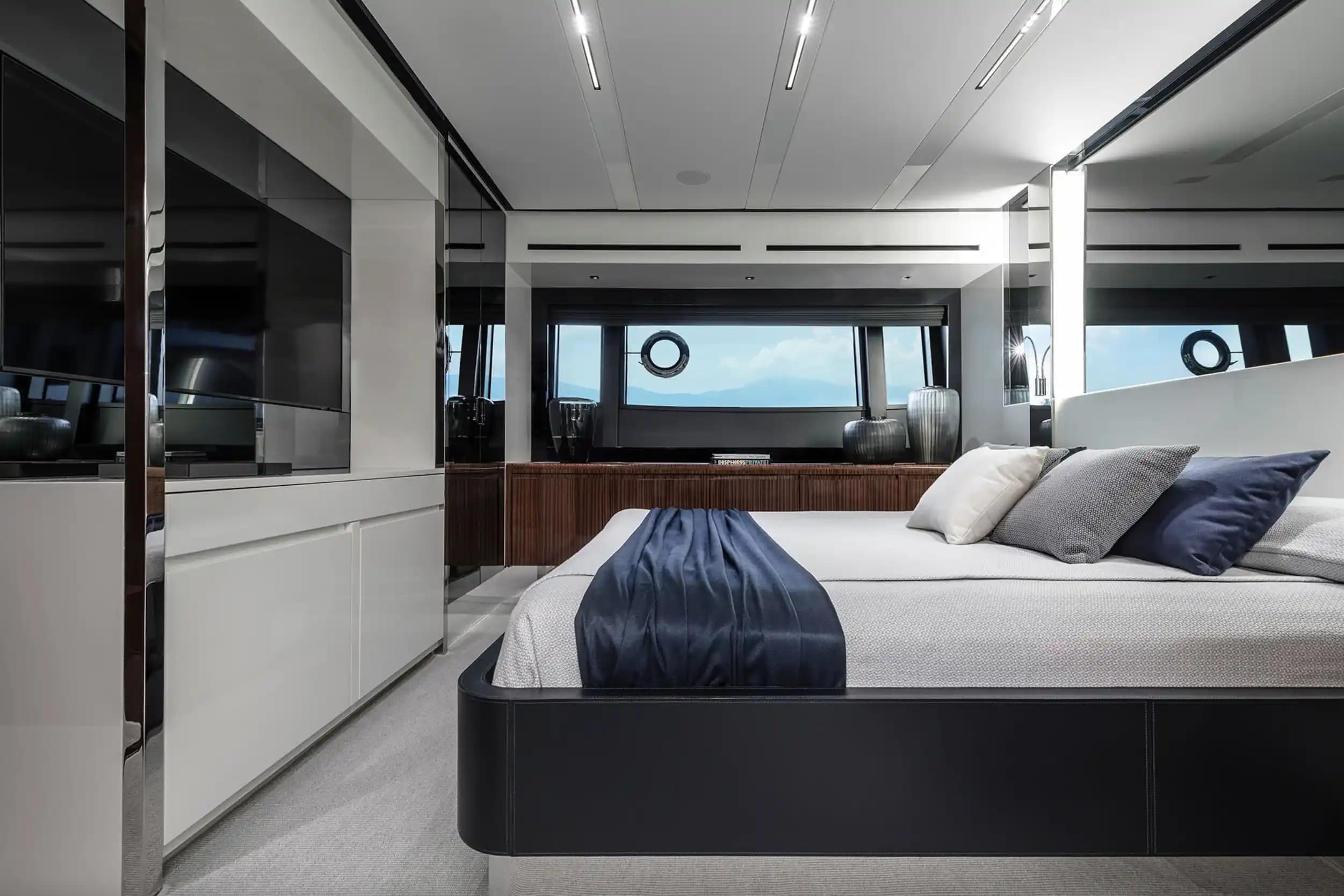 2024 Riva 76' Bahamas Super for Sale in La Spezia, IT Motor Yacht 5