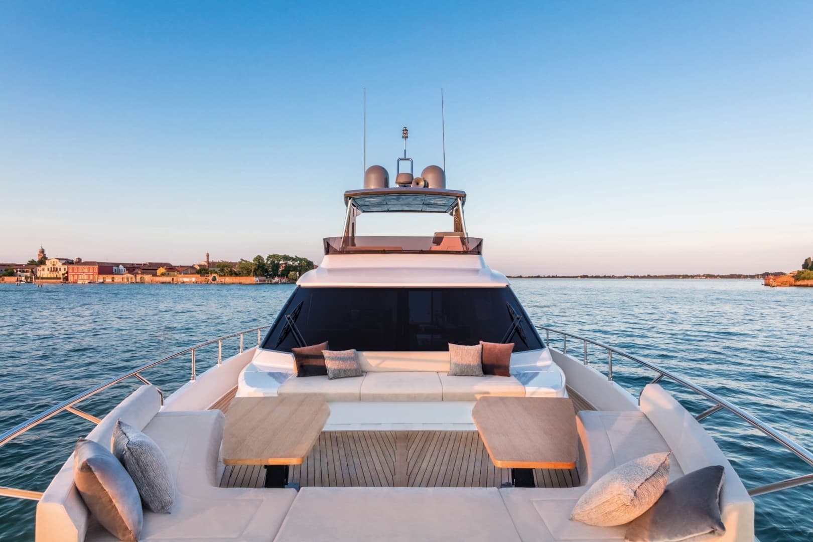 2026 Ferretti Yachts 670 for Sale in Fort Lauderdale, Florida Flybridge 5