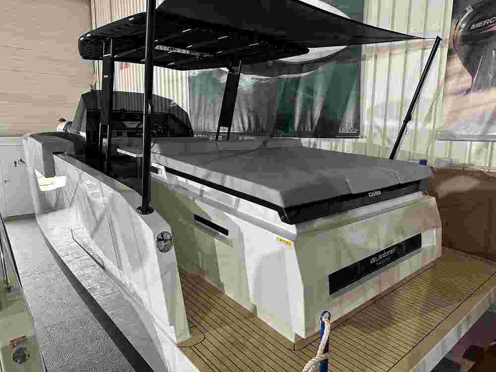 2024 De Antonio Yachts D28 Open