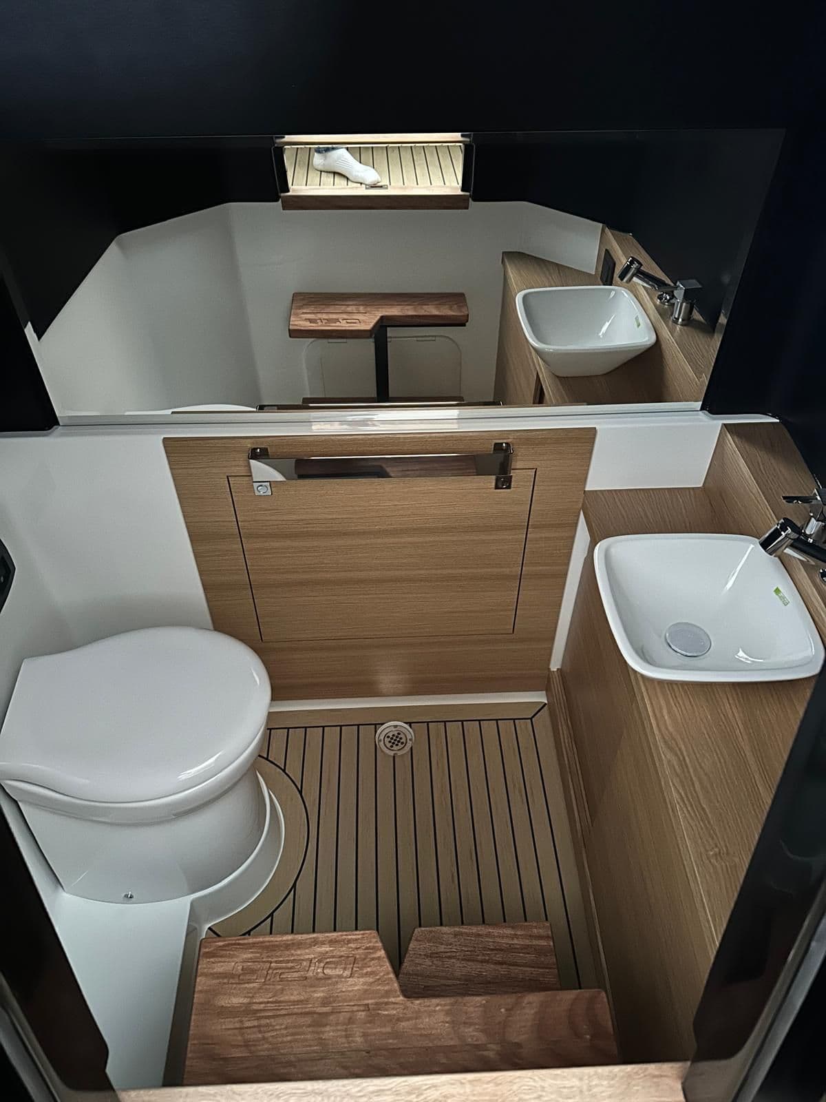 De Antonio Yachts D28 Open for Sale