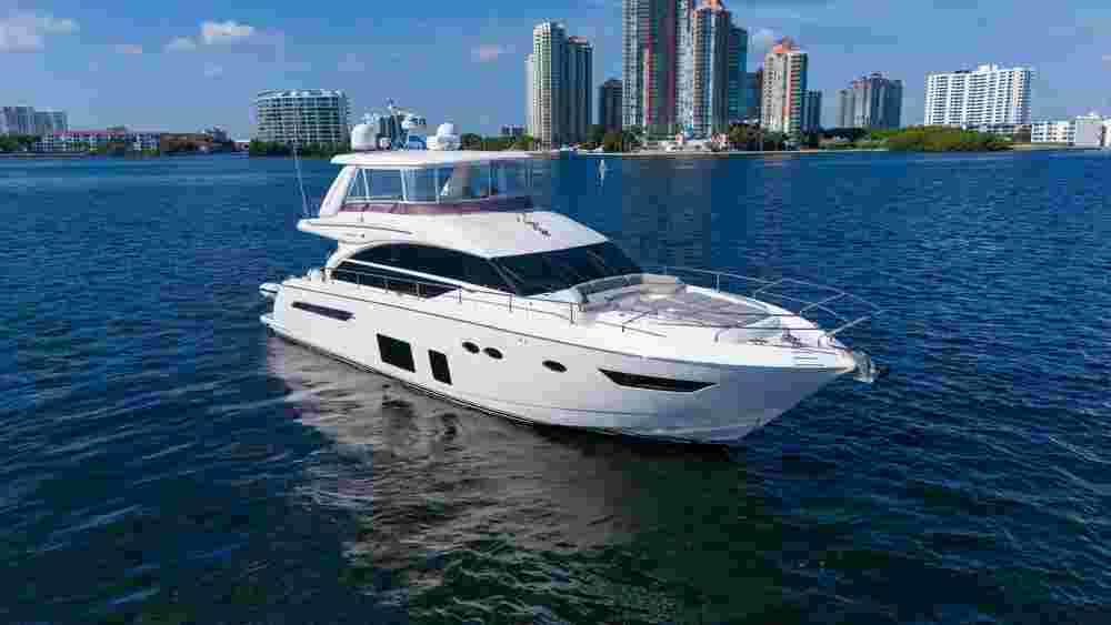 2015 Princess Yachts 68