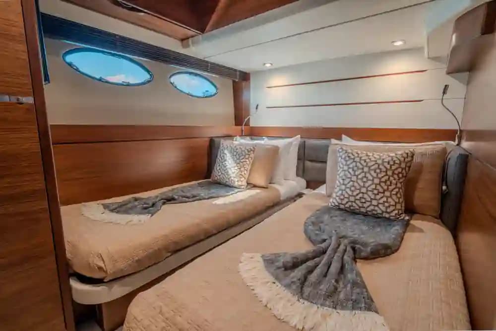 2015 Princess Yachts 68 zum Verkauf in Aventura, Florida Flybridge 5