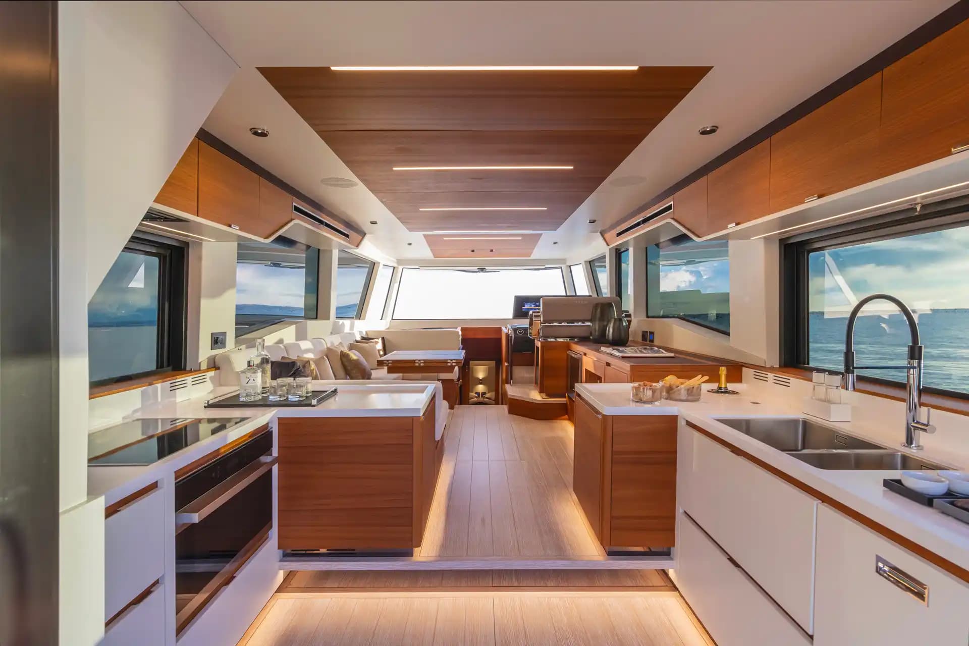 2023 Pardo Yachts E60 zum Verkauf in Bormes-les-Mimosas, FR Flybridge 1