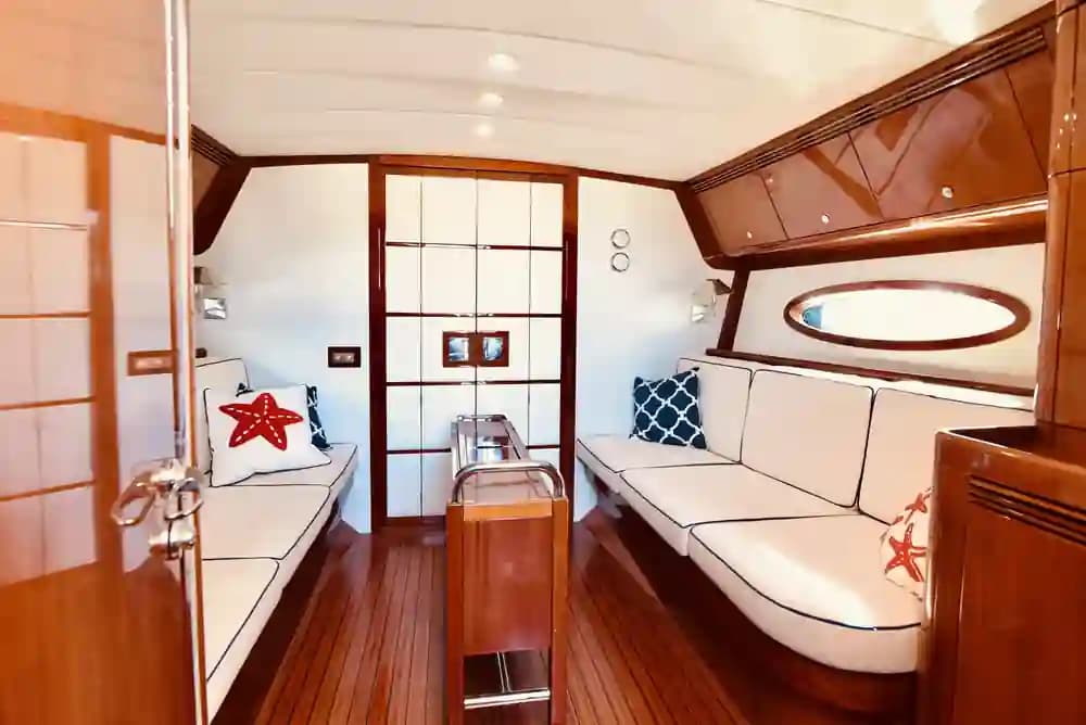 2013 Camper and Nicholsons Endeavour 42 te koop in Naples, IT Sport Cruiser 2