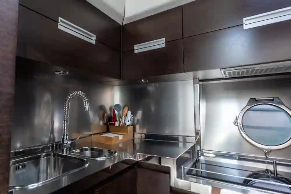 2013 Azimut AZ 62S ITALIA for Sale in Salerno, IT Motor Yacht 2