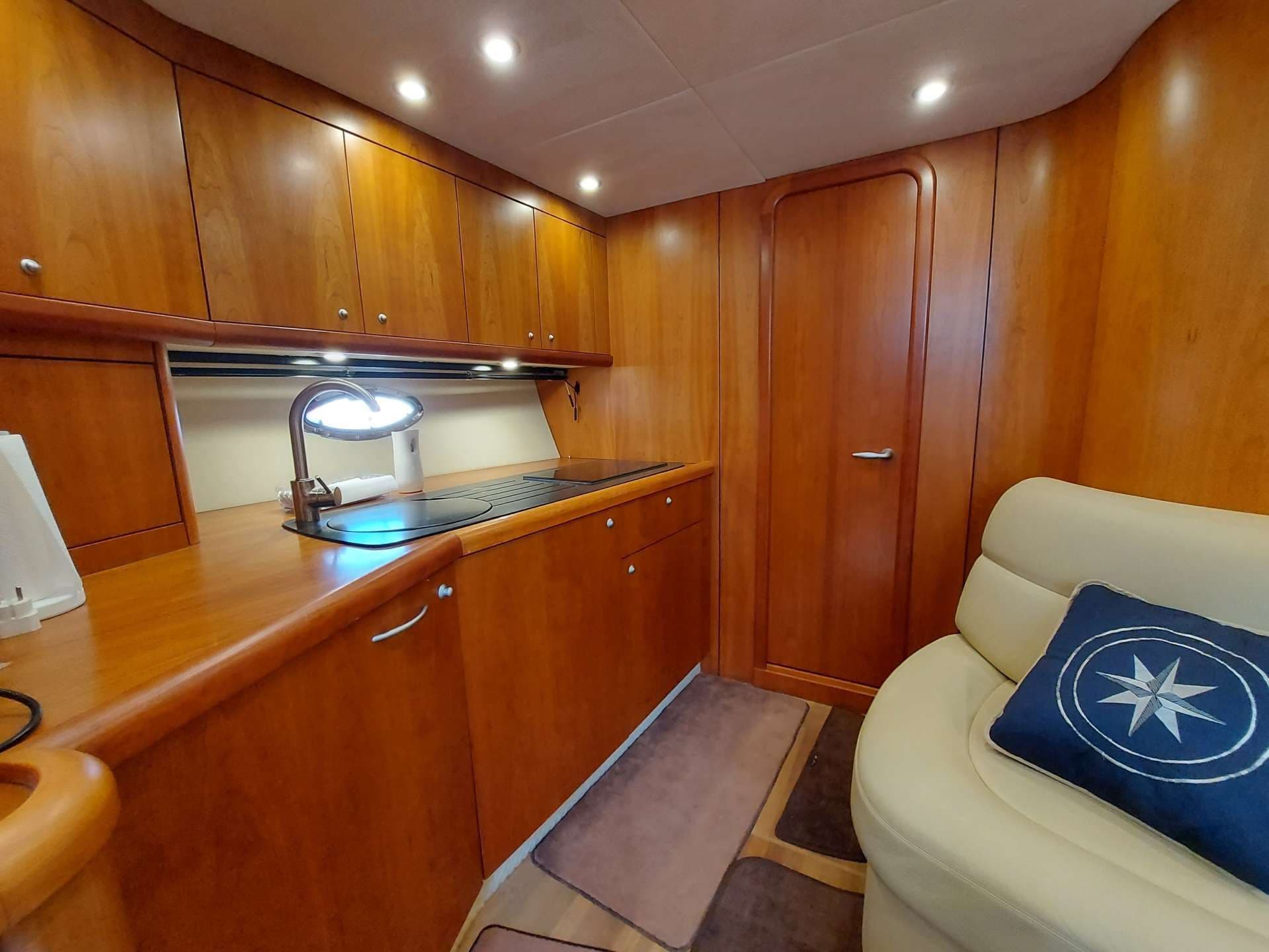 2008 Sunseeker Portofino 53 for Sale in Naples, IT Motor Yacht 5