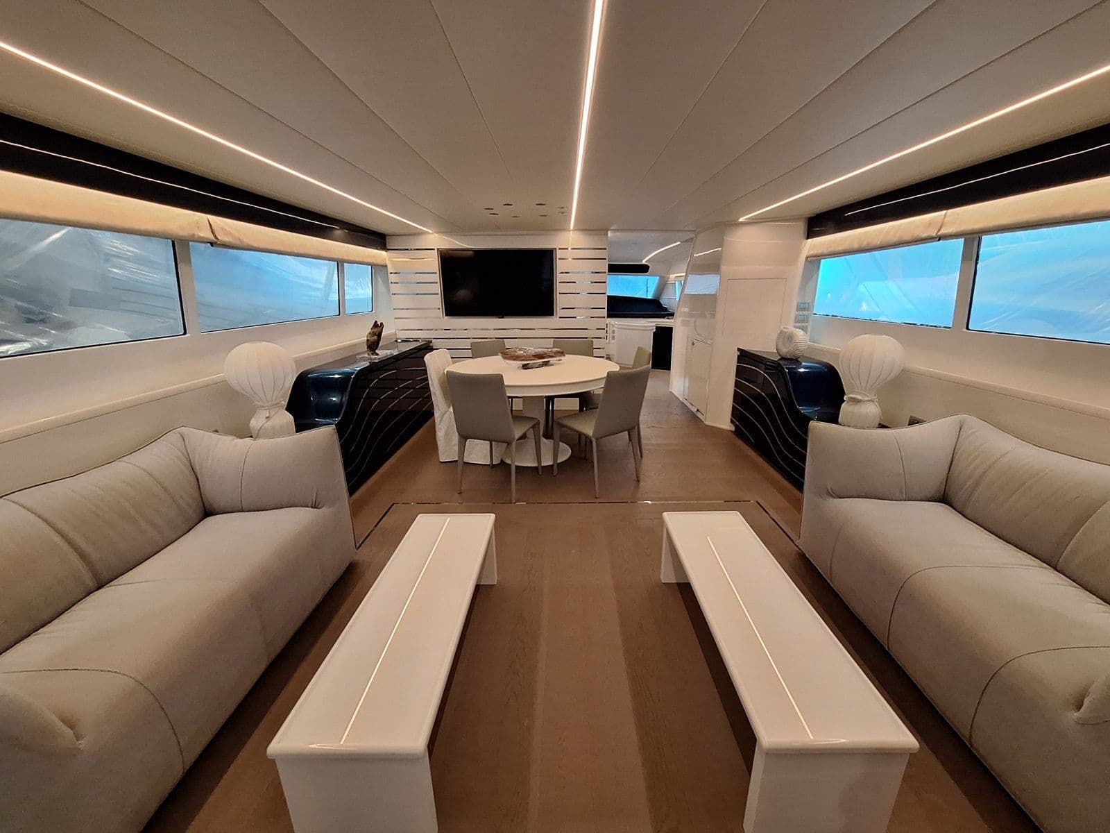 1998 Diano 22-24 in vendita a Naples, IT Motor Yacht 5