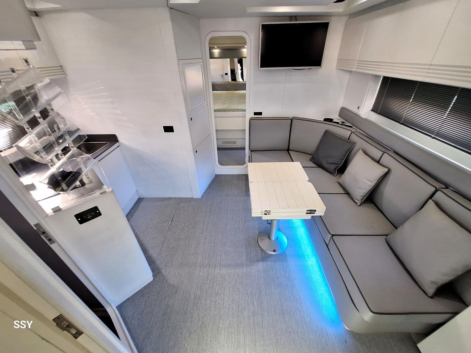 2007 Rizzardi INCREDIBLE 45 for Sale in Salerno, IT Motor Yacht 2