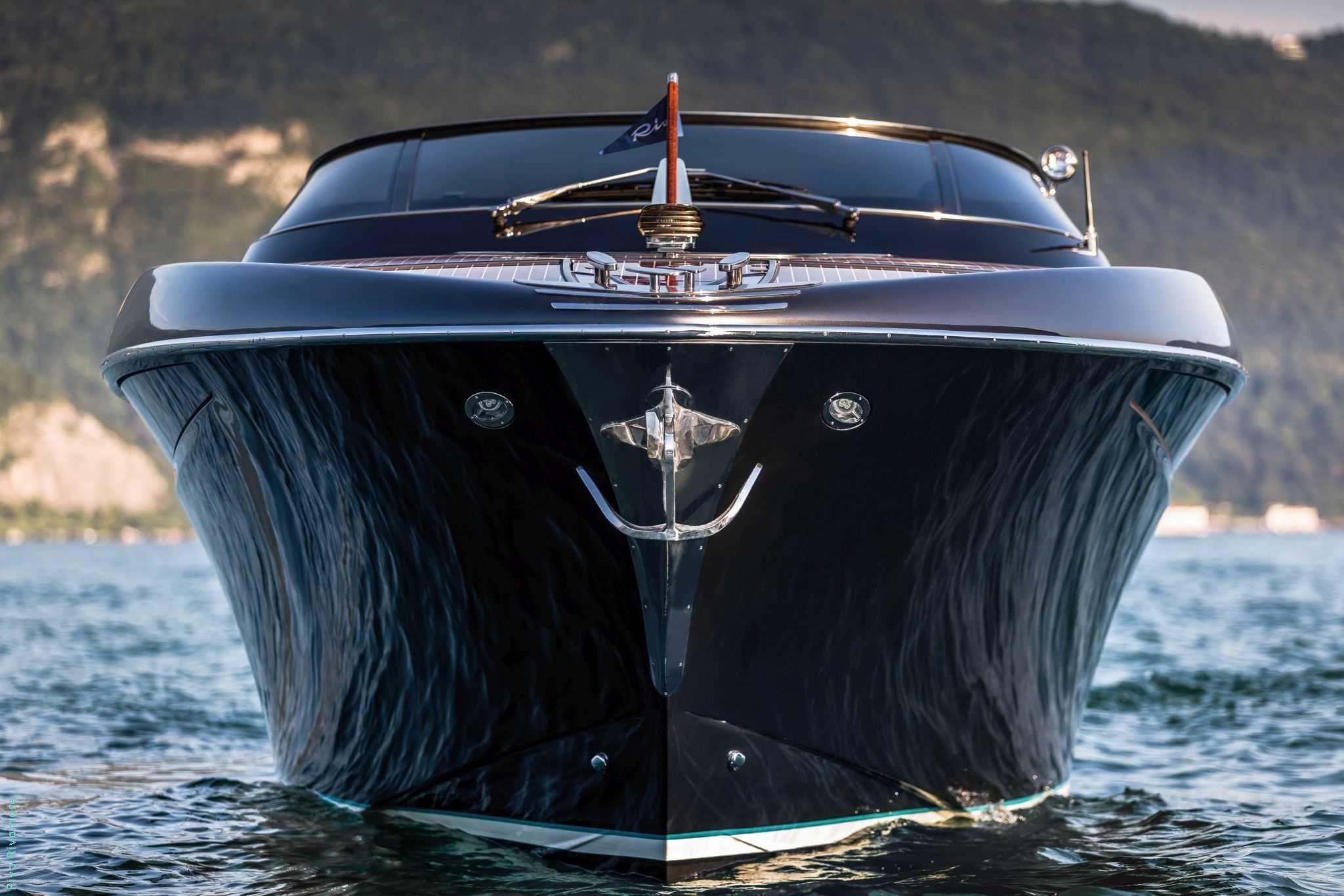Riva Rivamare 38 For Sale