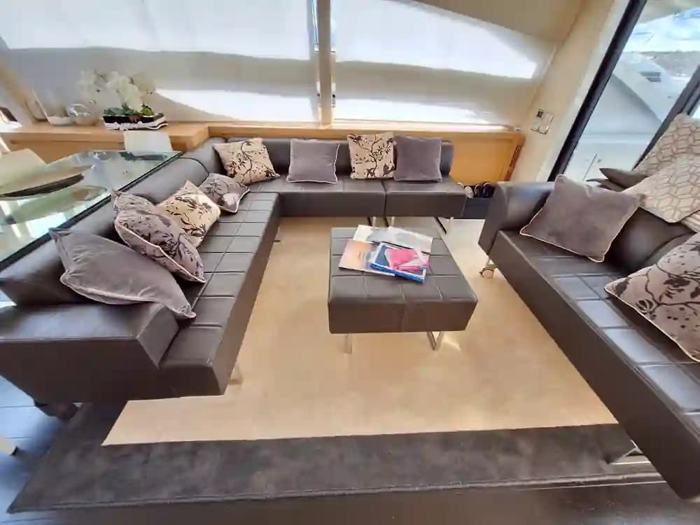 2011 Pershing 80 for Sale in Naples, IT Motor Yacht 3