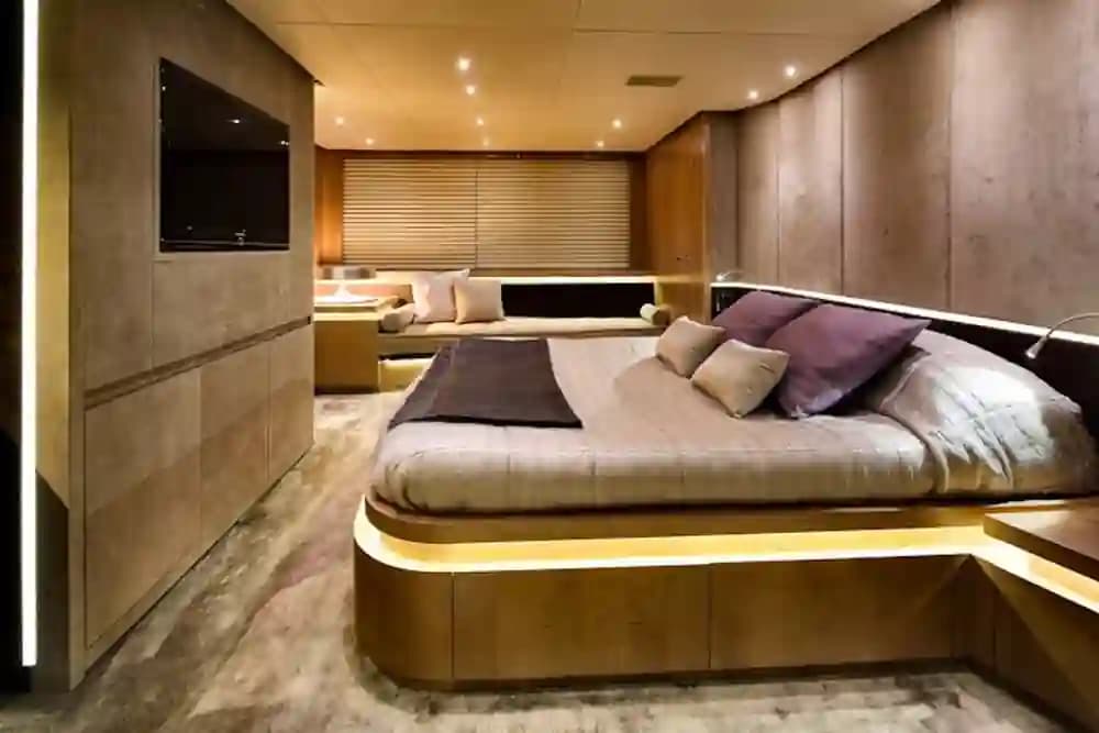 2010 Pershing 115 a la venta en Metropolitan City of Naples, IT Motor Yacht 2