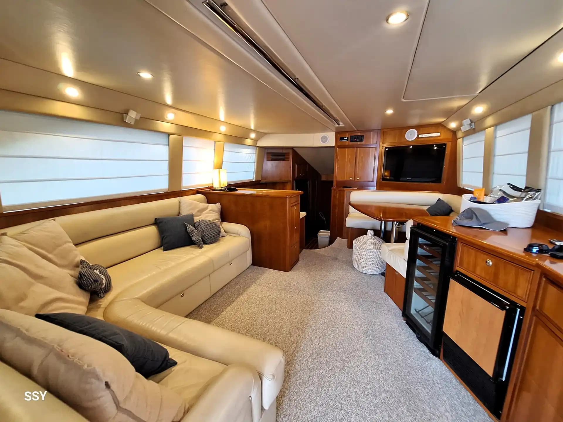 Riviera 51 zum Verkauf
