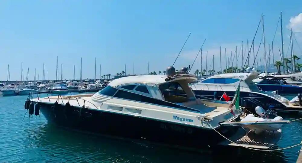 Magnum 53 Sport te koop