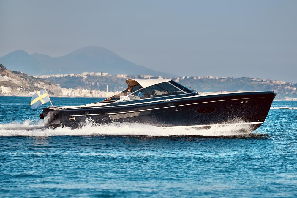 2013 Camper and Nicholsons Endeavour 42