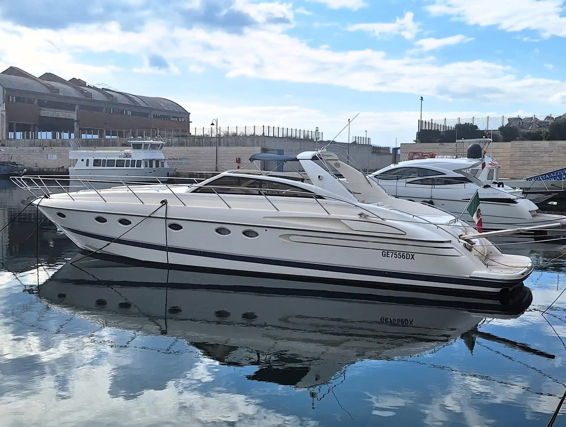 Princess Yachts V55 in vendita