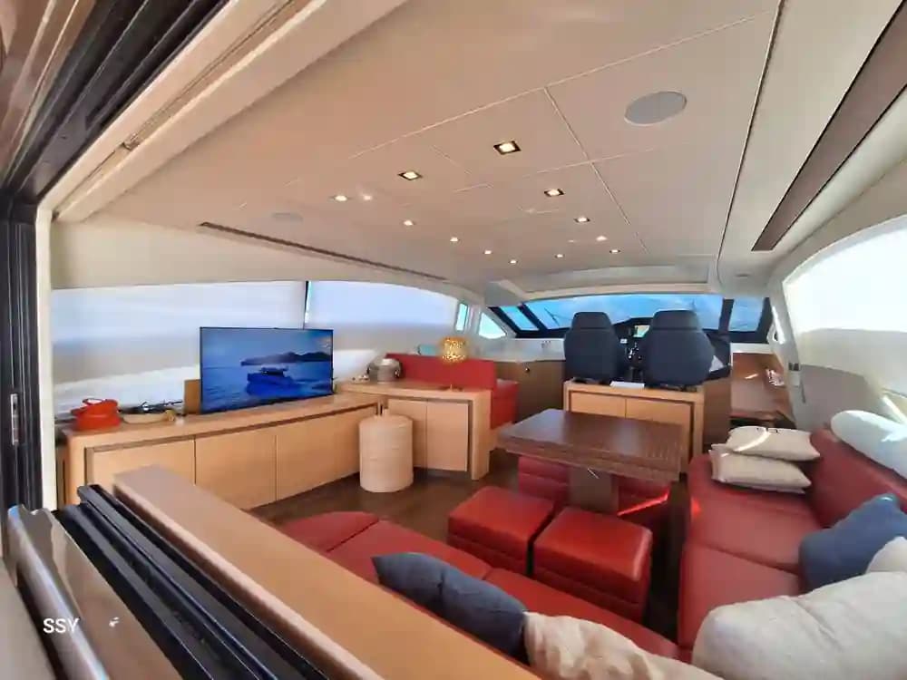 2021 Pershing 72 for Sale in Metropolitan City of Naples, IT Motor Yacht 3