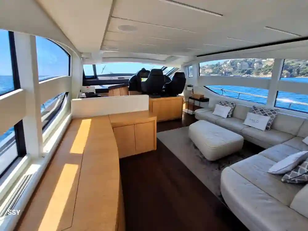 2014 Pershing 74 for Sale in Metropolitan City of Naples, IT Motor Yacht 2