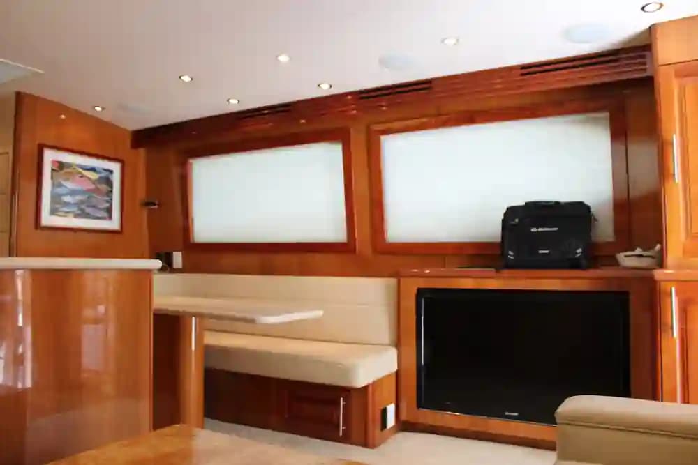 2008 Hatteras 54 for Sale in Rosignano Solvay, IT Motor Yacht 3